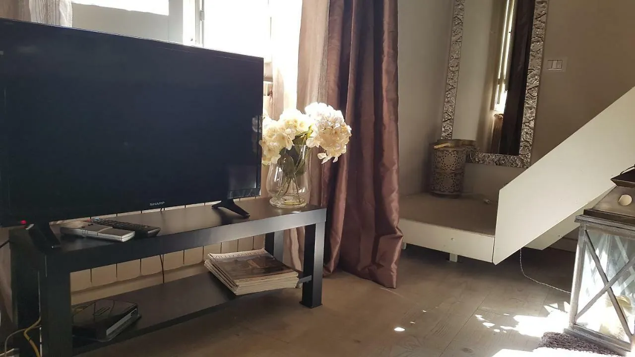 Apartment Ponte Vecchio فلورنس إيطاليا