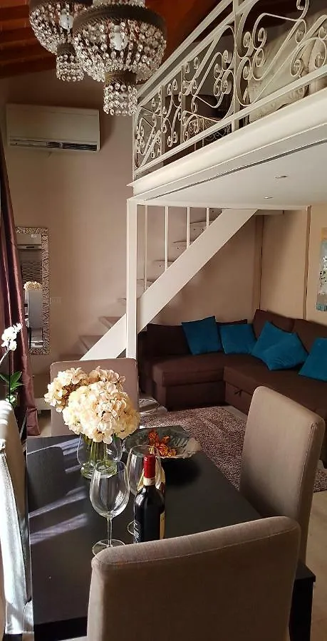 Apartment Ponte Vecchio فلورنس