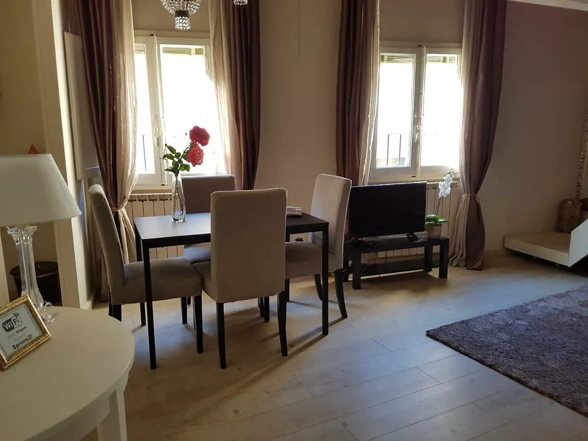 Apartment Ponte Vecchio Firenze 0*,  Italia